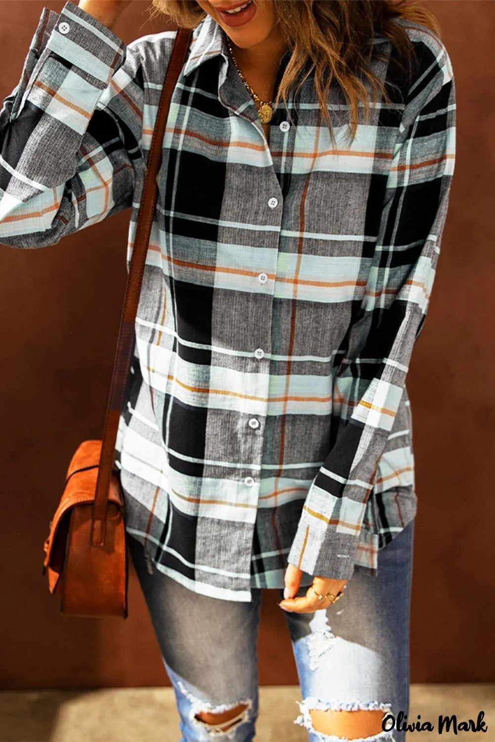 Deanwangkt - Long Sleeve Plaid Button-Up Shirt